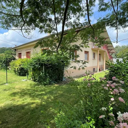 Chez Urdous