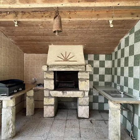 Chez Urdous * Bougarber