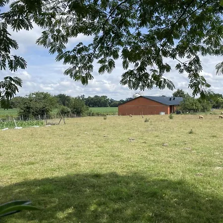 Chez Urdous Сasa de vacaciones *